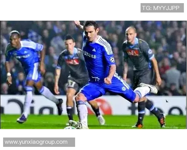 历史上22号足球球星风云人物盘点与传奇事迹回顾 历史上22号足球球星风云人物盘点与传奇事迹回顾