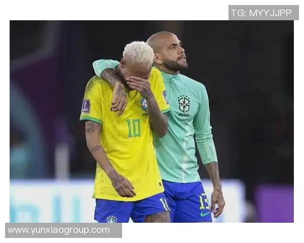 球星足球场上的遗憾瞬间与未竟之梦：那些改变历史的失误与错失机会